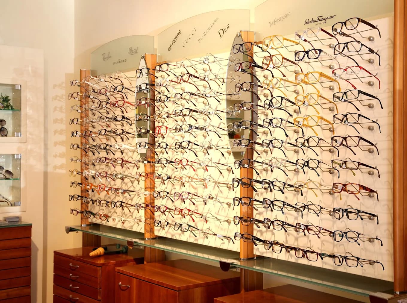 Galleria Ottica C.R.E.A. 4